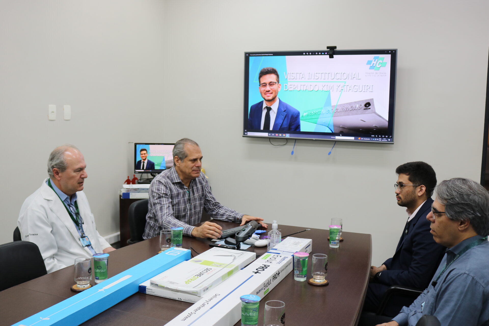 Visita kim _01